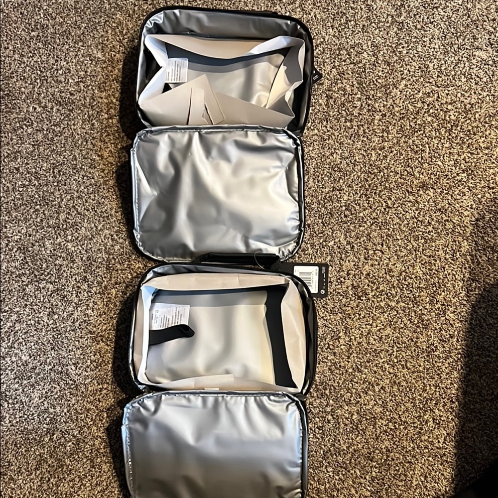 New Nike Pink and Black Lunch Bag Set - Picture 2 of 3